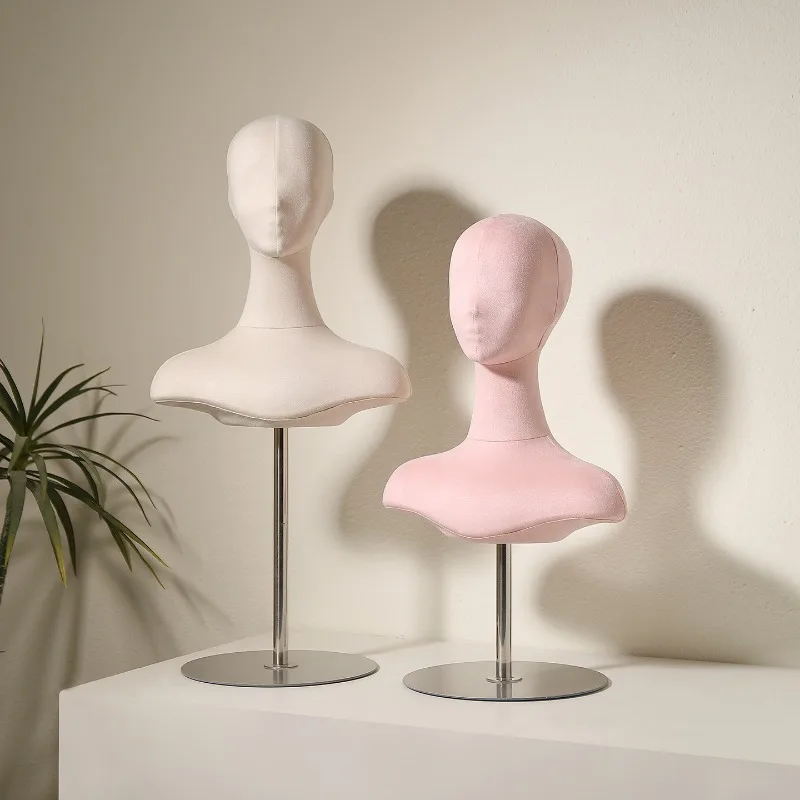 Accessoires de mannequin pour  - Body Jewelry Store avis et prix